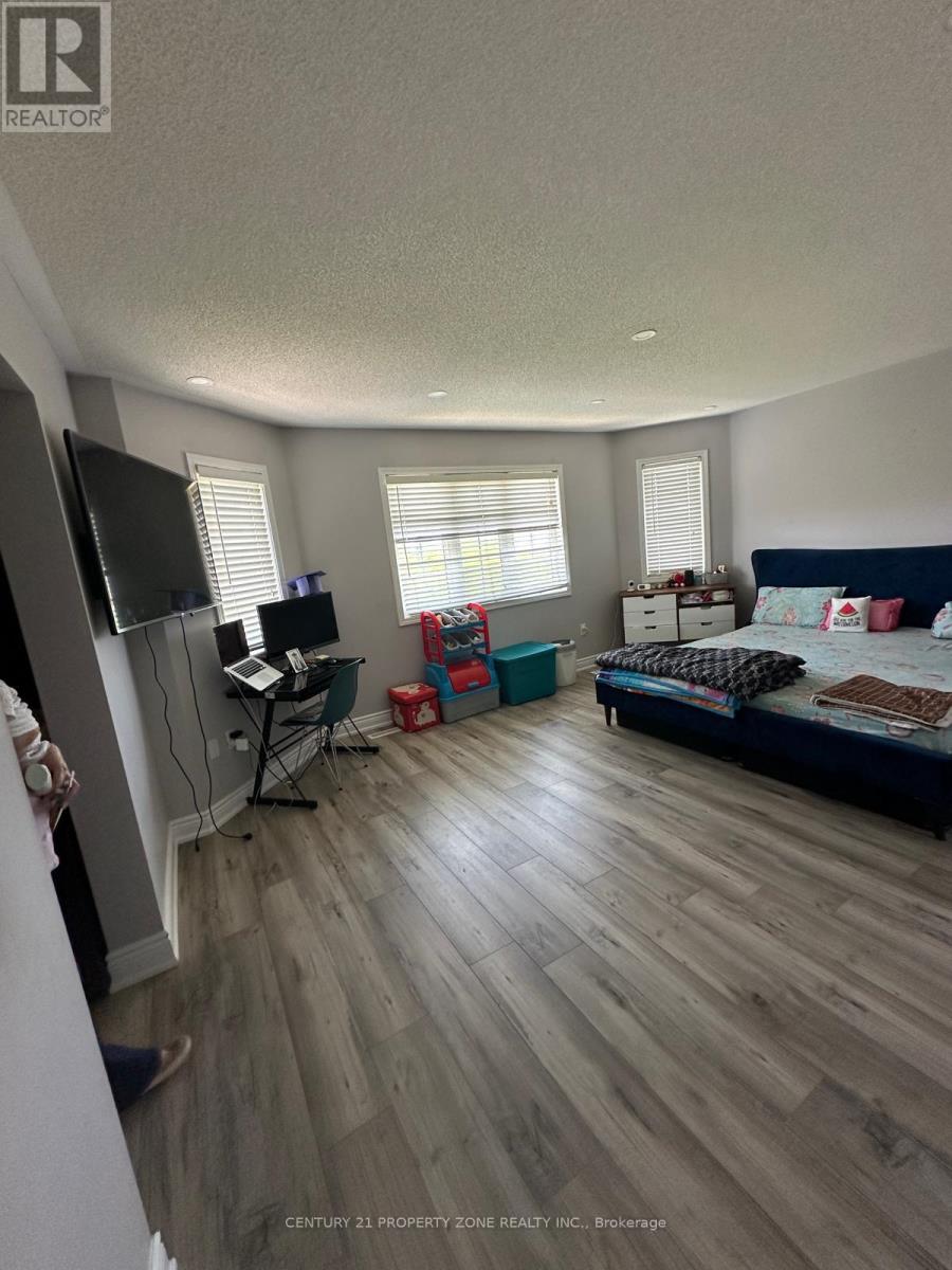 18 Mistybrook Crescent, Brampton, Ontario  L7A 2S8 - Photo 18 - W13163086