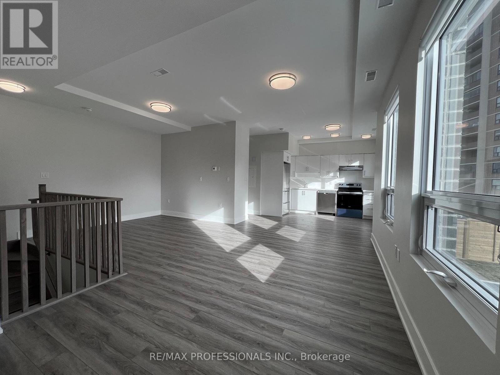 123 - 62 Dixfield Drive, Toronto, Ontario  M9C 3W1 - Photo 7 - W13163118