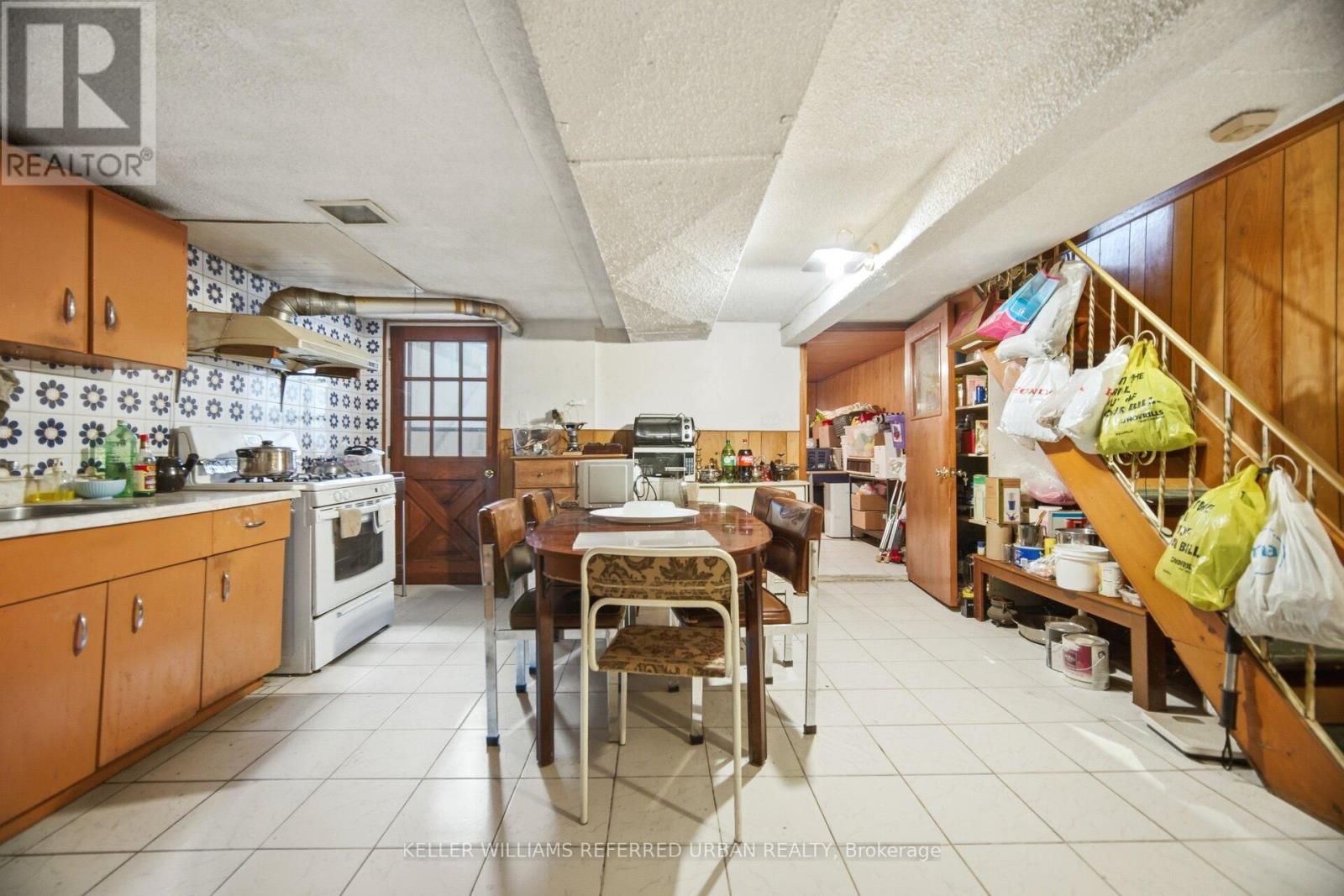 174 Lansdowne Avenue, Toronto, Ontario M6K 2V9 - Photo 26 - W13163124