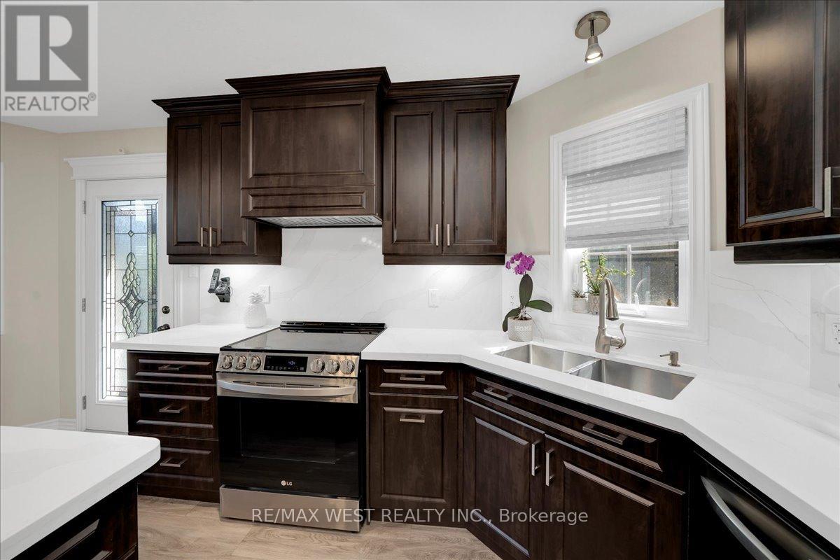 2 - 2 Reddington Drive, Caledon, Ontario  L7E 4C4 - Photo 12 - W13163146