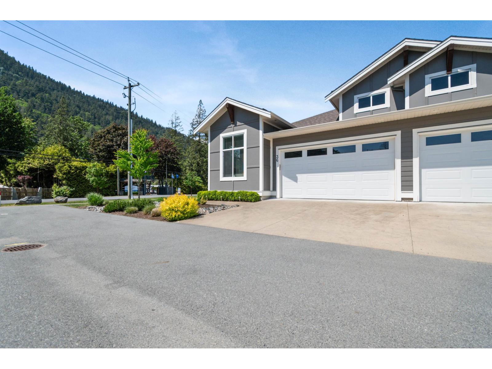 36 628 Mccombs Drive, Harrison Hot Springs, Harrison Hot Springs, British Columbia  V0M 1K0 - Photo 4 - R3126405