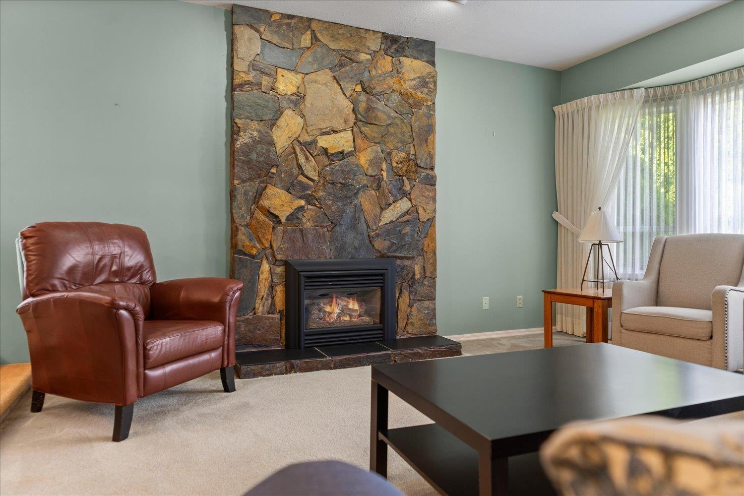 3731 Nicola Street, Abbotsford, British Columbia  V2T 4Z9 - Photo 5 - R3126506