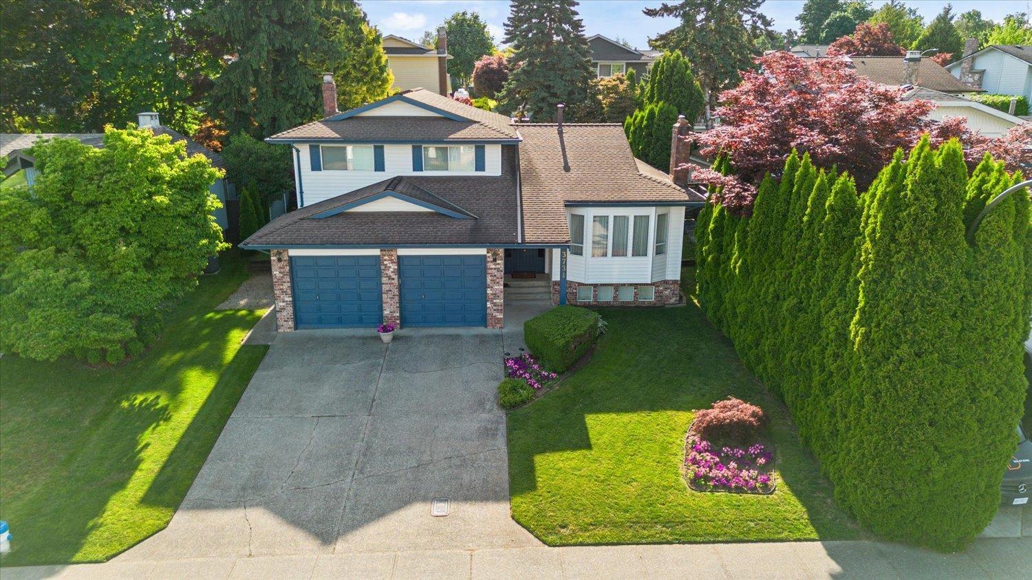 3731 Nicola Street, Abbotsford, British Columbia  V2T 4Z9 - Photo 2 - R3126506