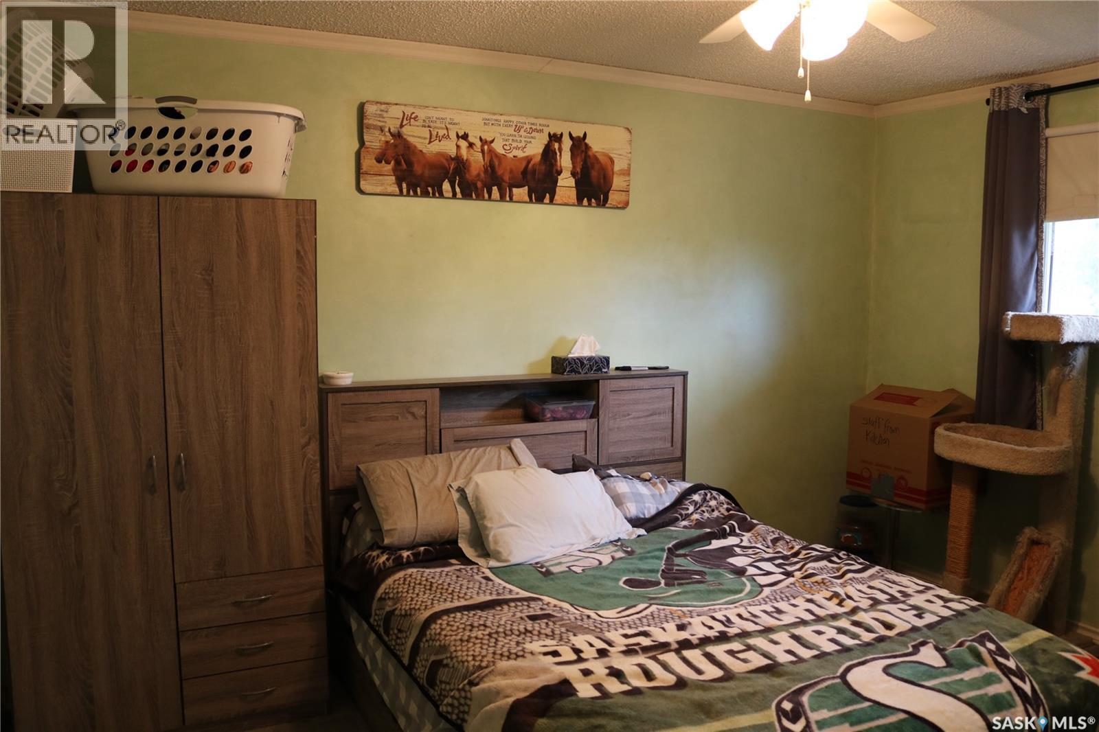 118 4th Avenue, Dundurn, Saskatchewan  S0K 1K0 - Photo 12 - SK036815