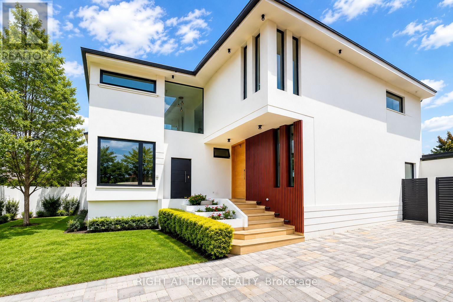 40-3 Francisco LondoÑo Avenue, Quito-Ecuador, Ontario   - Photo 1 - X13163074