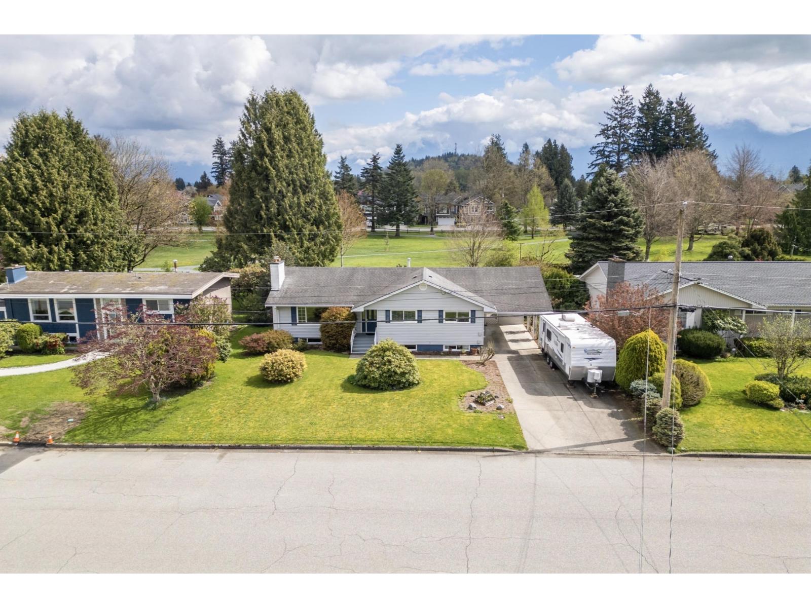 10070 Bonavista Street, Fairfield Island, Chilliwack, British Columbia  V2P 5B9 - Photo 2 - R3112296