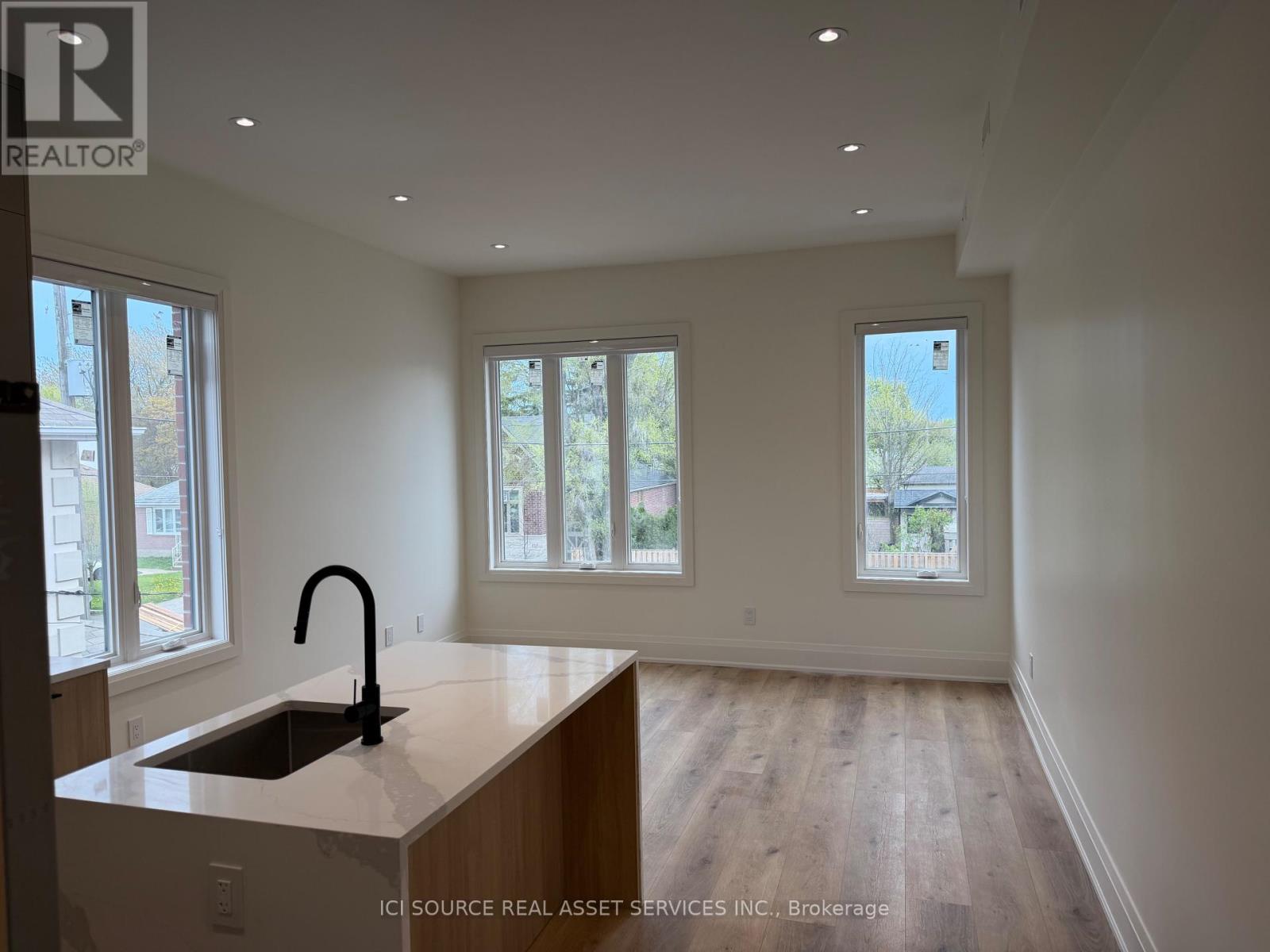 Unit 3 - 28 Norcross Road, Toronto, Ontario  M3H 2R4 - Photo 4 - C13117942