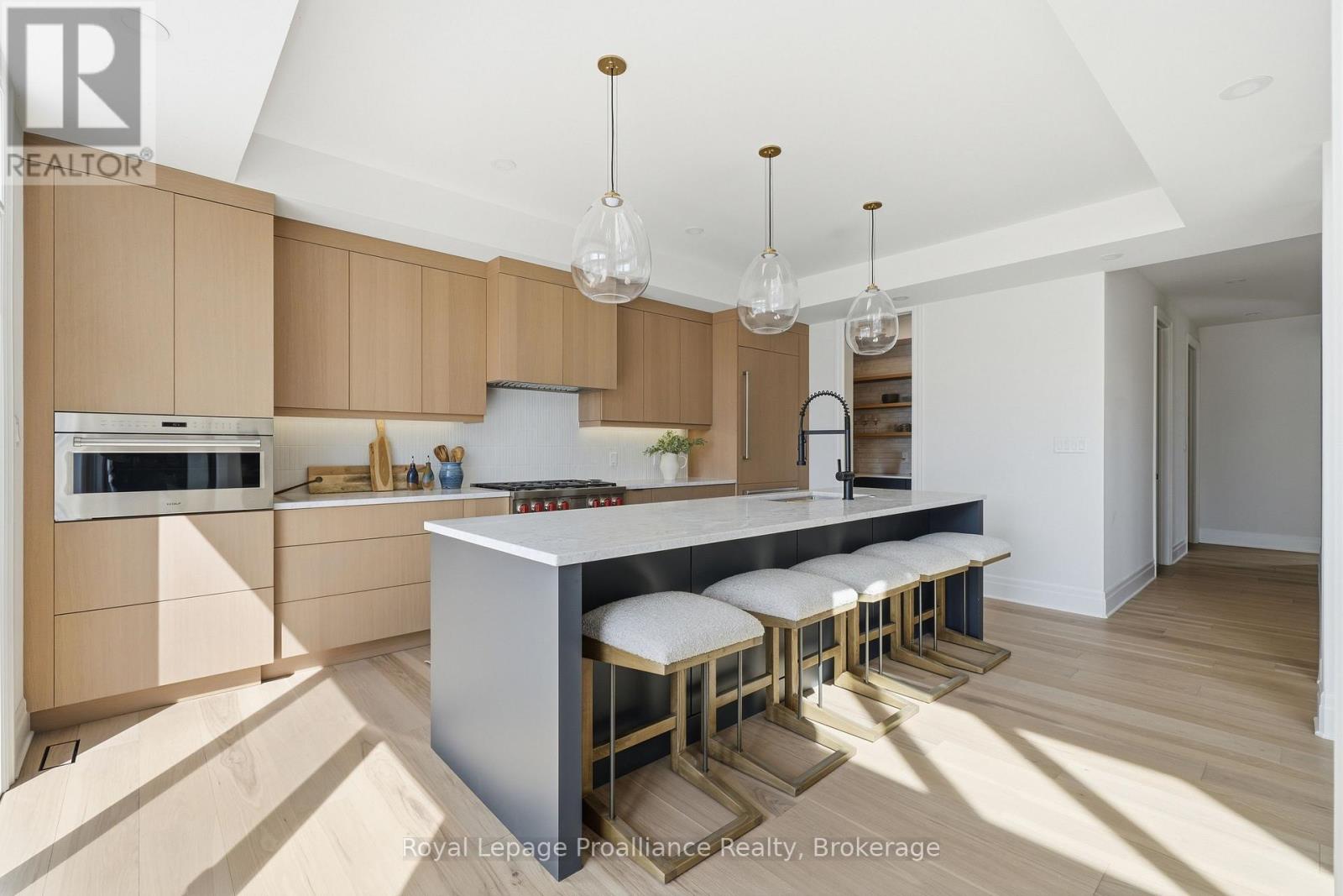 107 Villeneuve Drive, Prince Edward County (Picton Ward), Ontario  K0K 2T0 - Photo 10 - X13163478