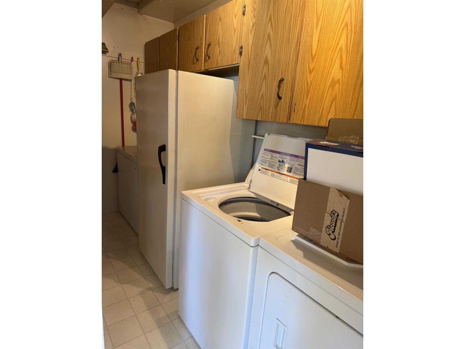 11525 96a Avenue, Surrey, British Columbia  V3V 1Z9 - Photo 10 - R3125916