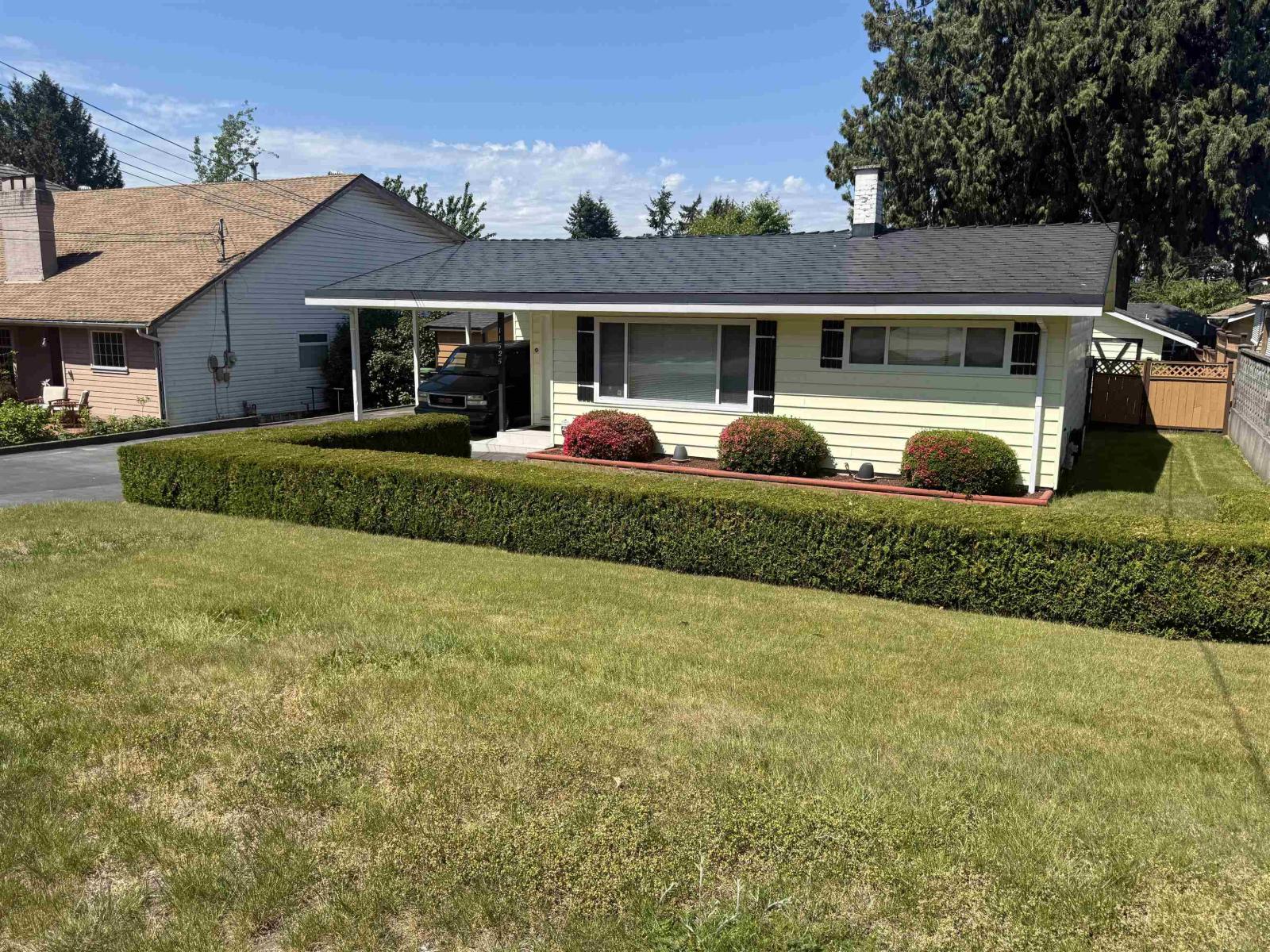 11525 96A AVENUE, Surrey, British Columbia
