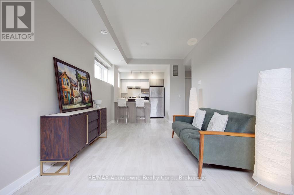 501 - 1127 Cooke Boulevard, Burlington, Ontario  L7T 0C3 - Photo 8 - W13098850