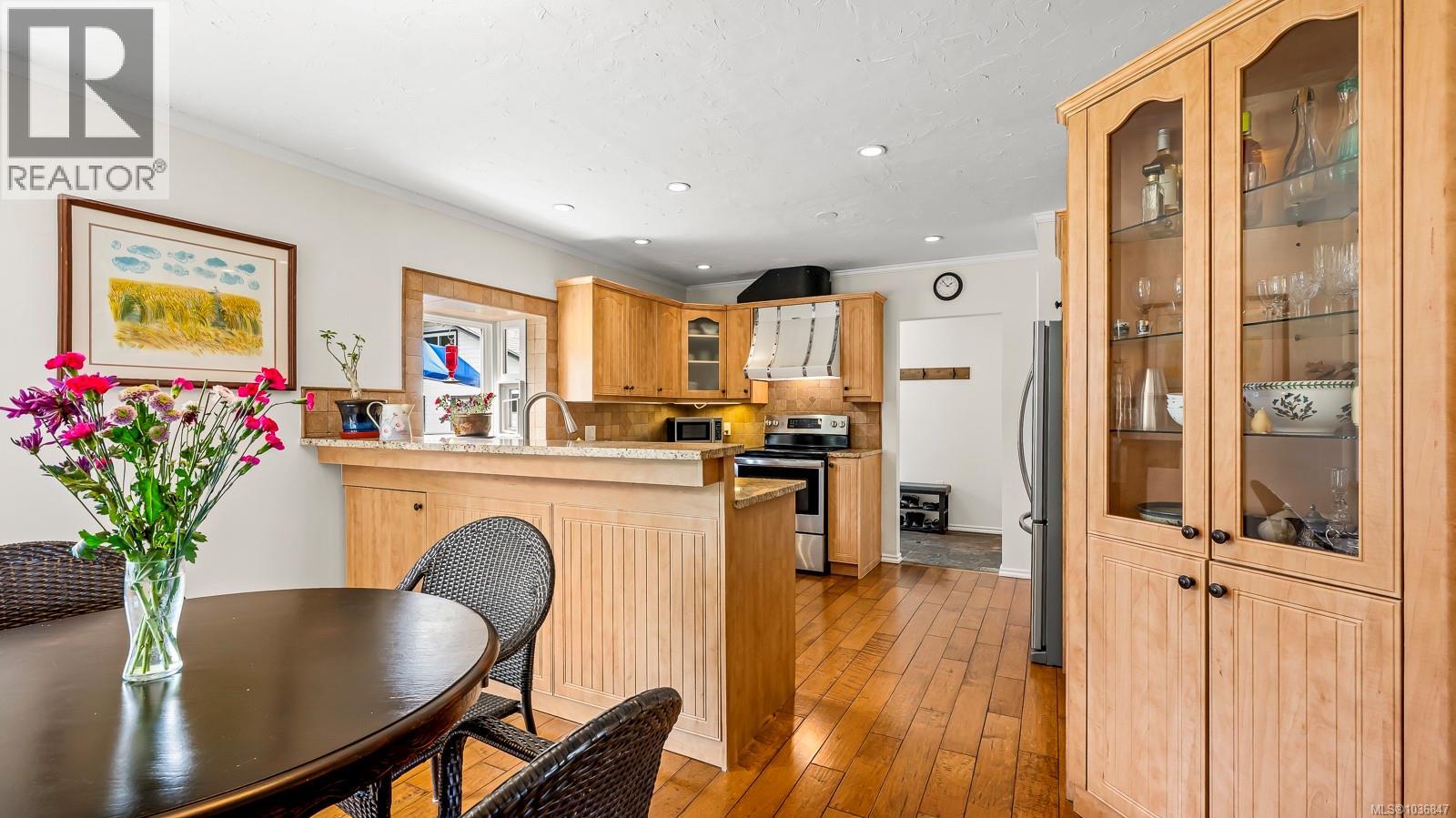 7410 Yake Rd, Fanny Bay, British Columbia  V0R 1W0 - Photo 13 - 1036847
