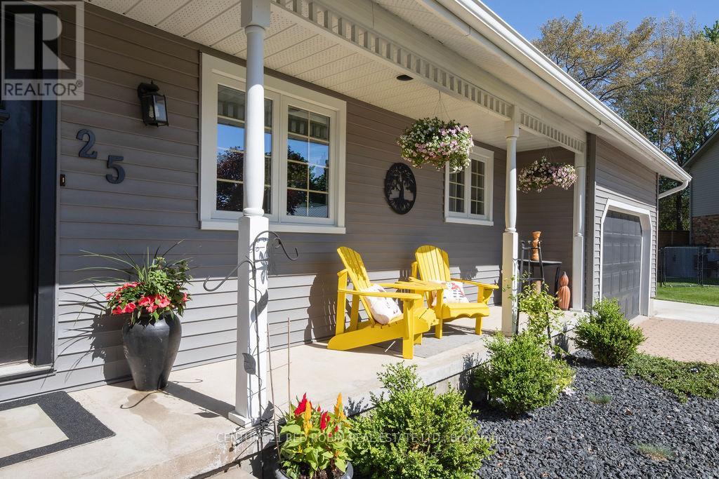 25 Heritage Court, Strathroy-Caradoc, Ontario  N7G 3Y5 - Photo 3 - X13163312