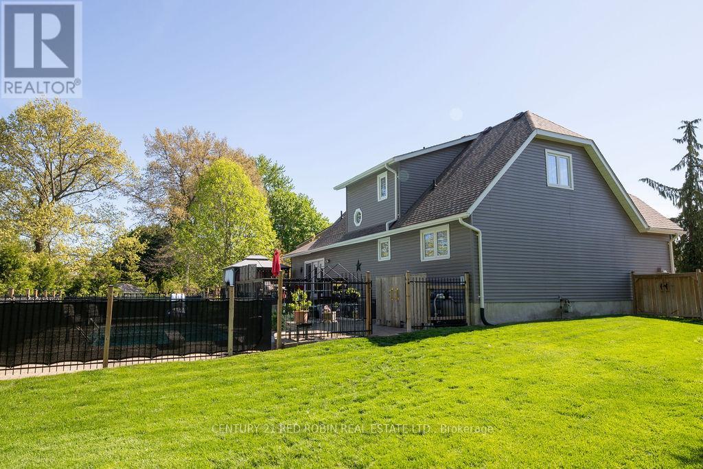 25 Heritage Court, Strathroy-Caradoc, Ontario  N7G 3Y5 - Photo 38 - X13163312