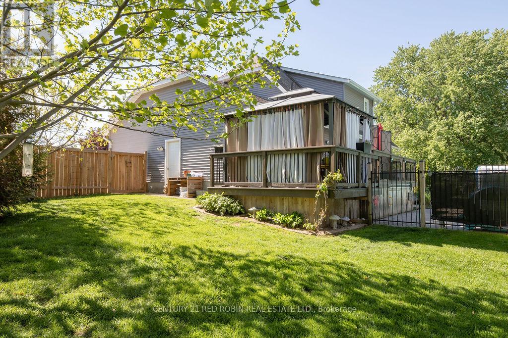 25 Heritage Court, Strathroy-Caradoc, Ontario  N7G 3Y5 - Photo 41 - X13163312