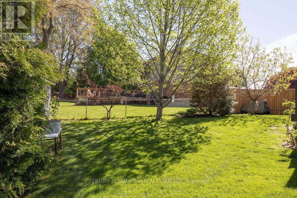 25 Heritage Court, Strathroy-Caradoc, Ontario  N7G 3Y5 - Photo 43 - X13163312