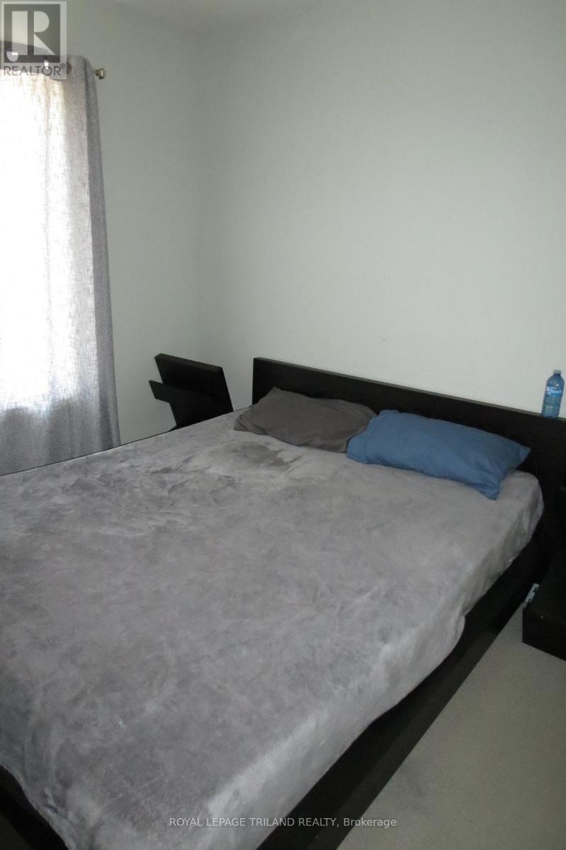Main Level - 204 Peach Tree Boulevard, St. Thomas, Ontario N5R 0E3 - Photo 33 - X13163440