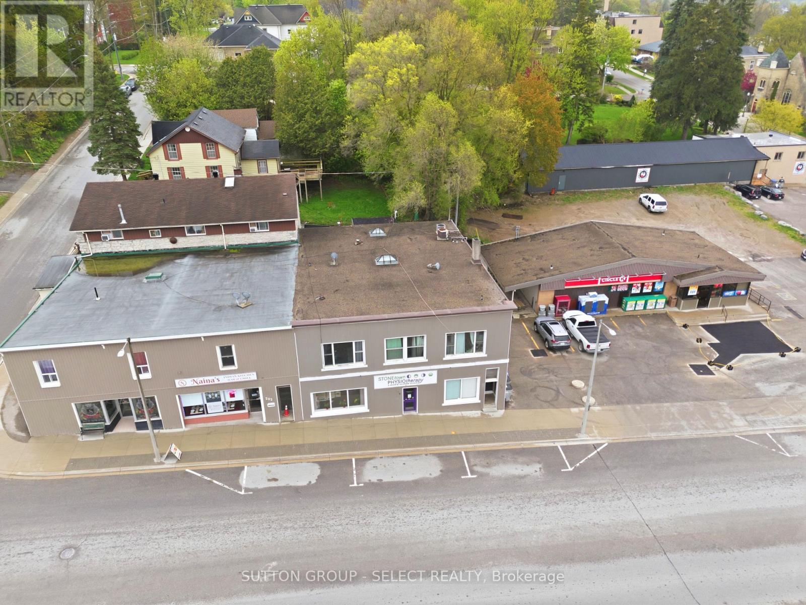 196-198 Queen Street E, St. Marys, Ontario N4X 1B1 - Photo 3 - X13163462