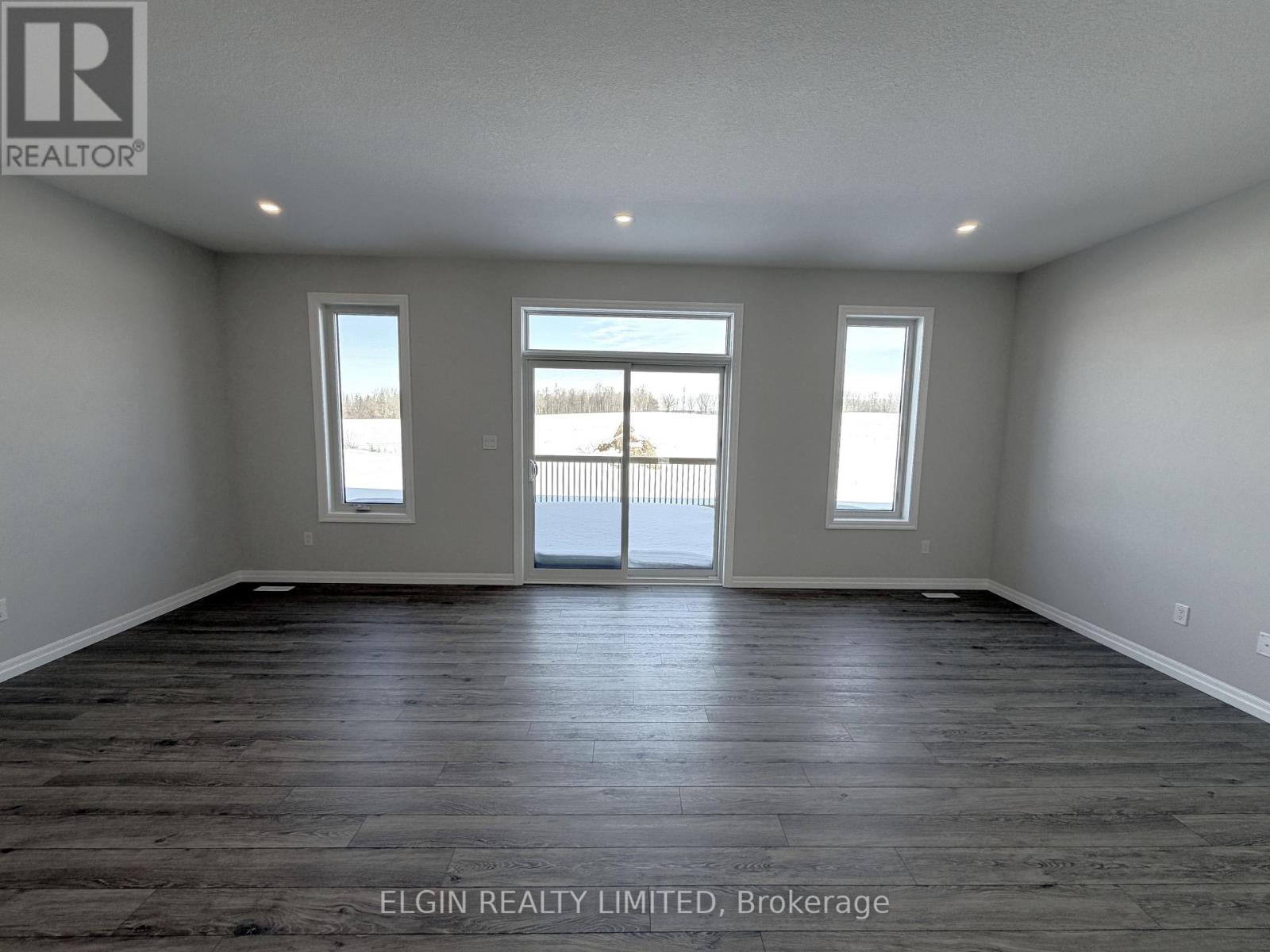 10 Canary Street, Tillsonburg, Ontario N4G 0K4 - Photo 8 - X13163494
