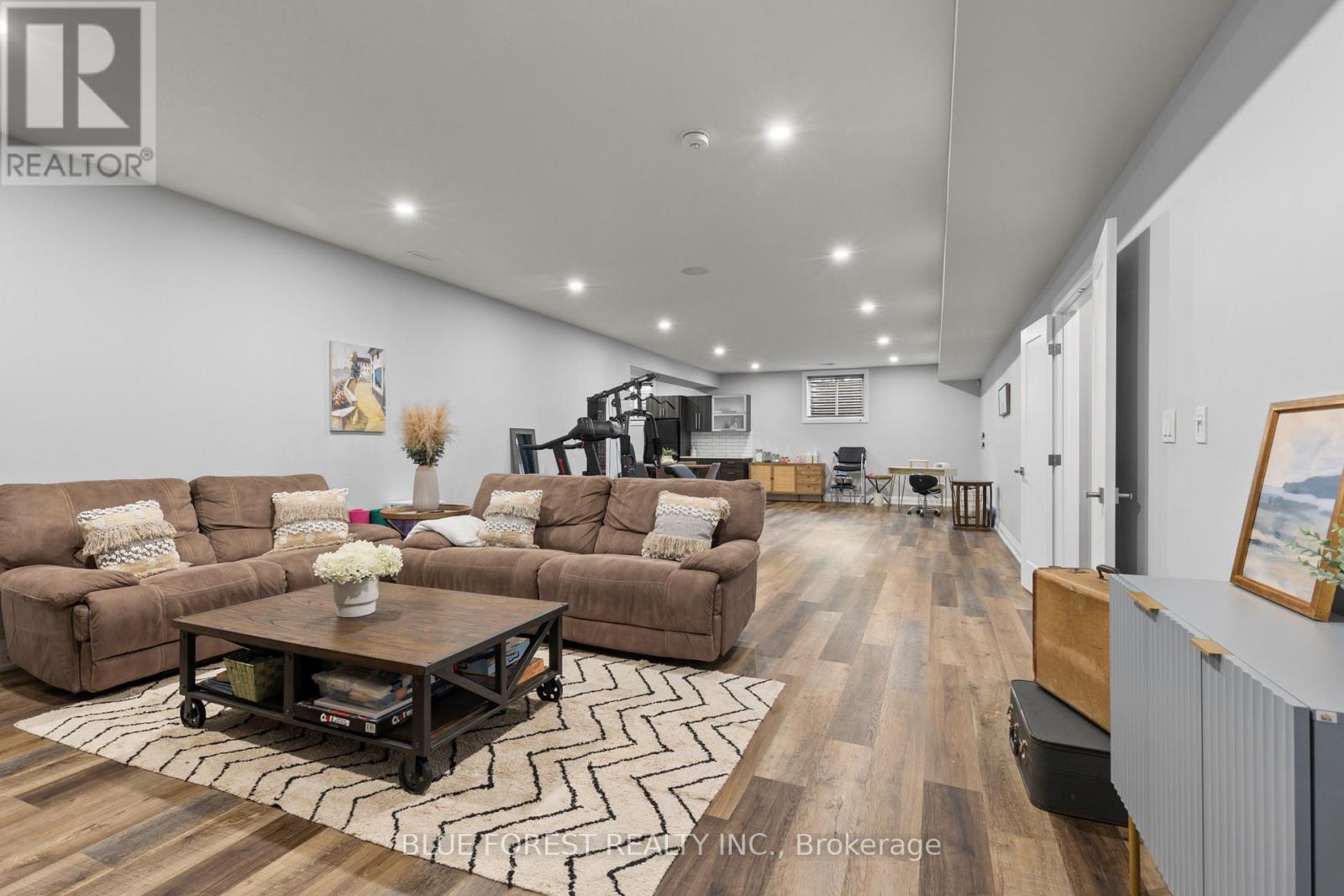 94 Harris Road, Middlesex Centre, Ontario N0L 1E0 - Photo 25 - X13163526