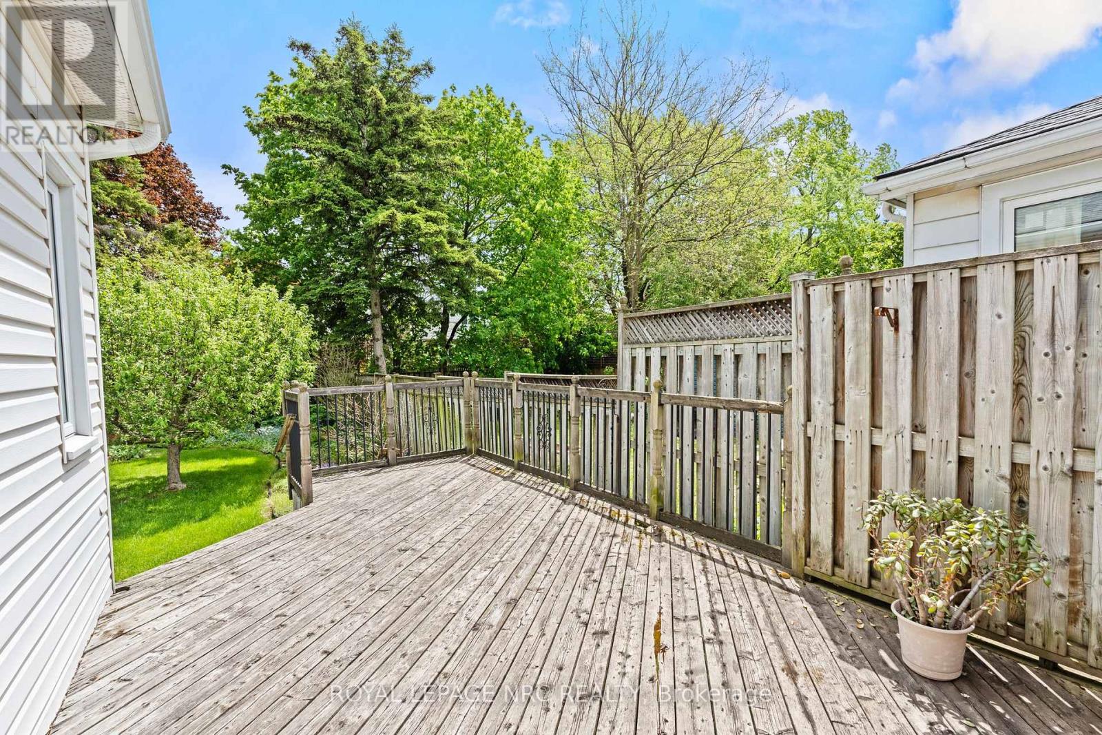 81 Belvidere Avenue, Hamilton, Ontario  L9A 3B6 - Photo 18 - X13159750