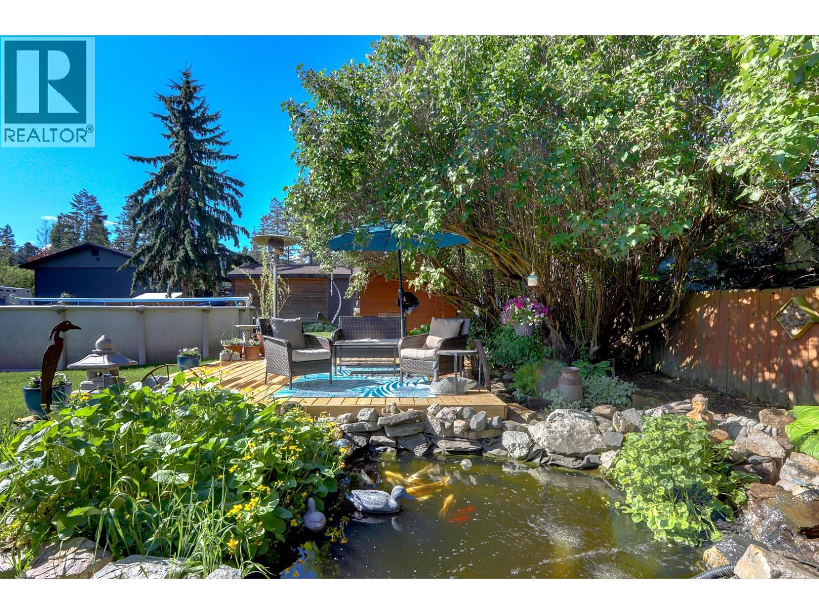 744 Arbutus Road, Lumby, British Columbia  V0E 2G7 - Photo 24 - 10388424