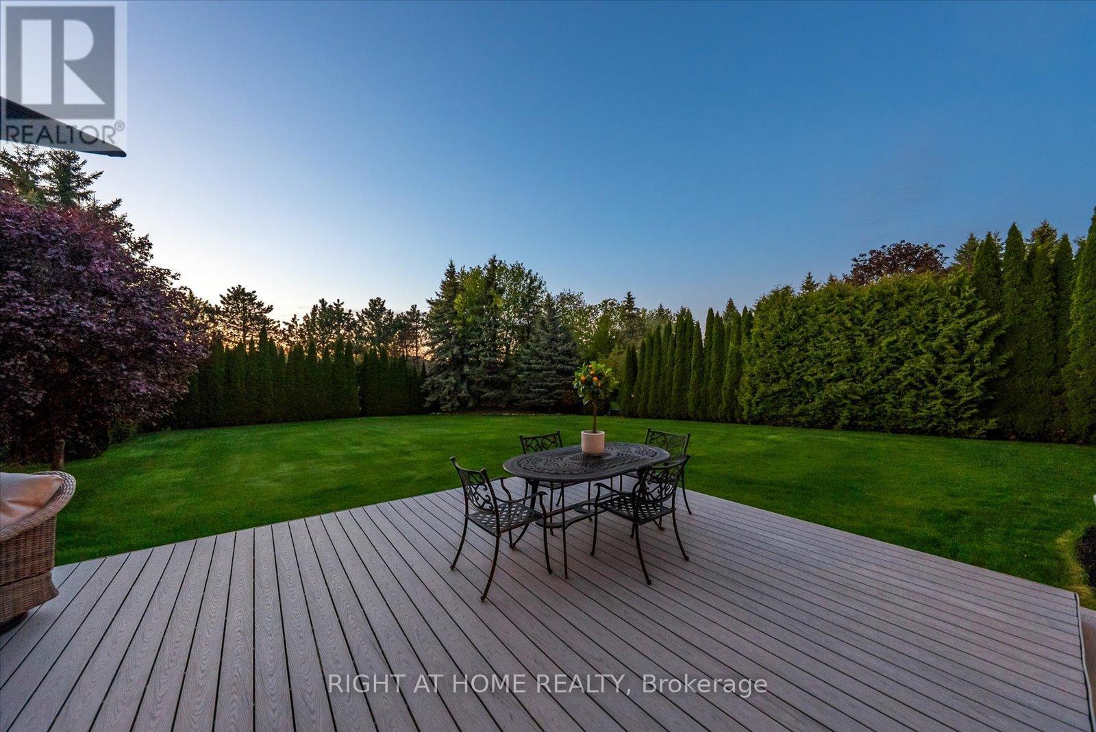137 Treegrove Circle, Aurora, Ontario  L4G 6L9 - Photo 43 - N13162420