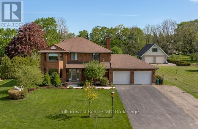 32 SUNSET DRIVE, Woolwich, Ontario