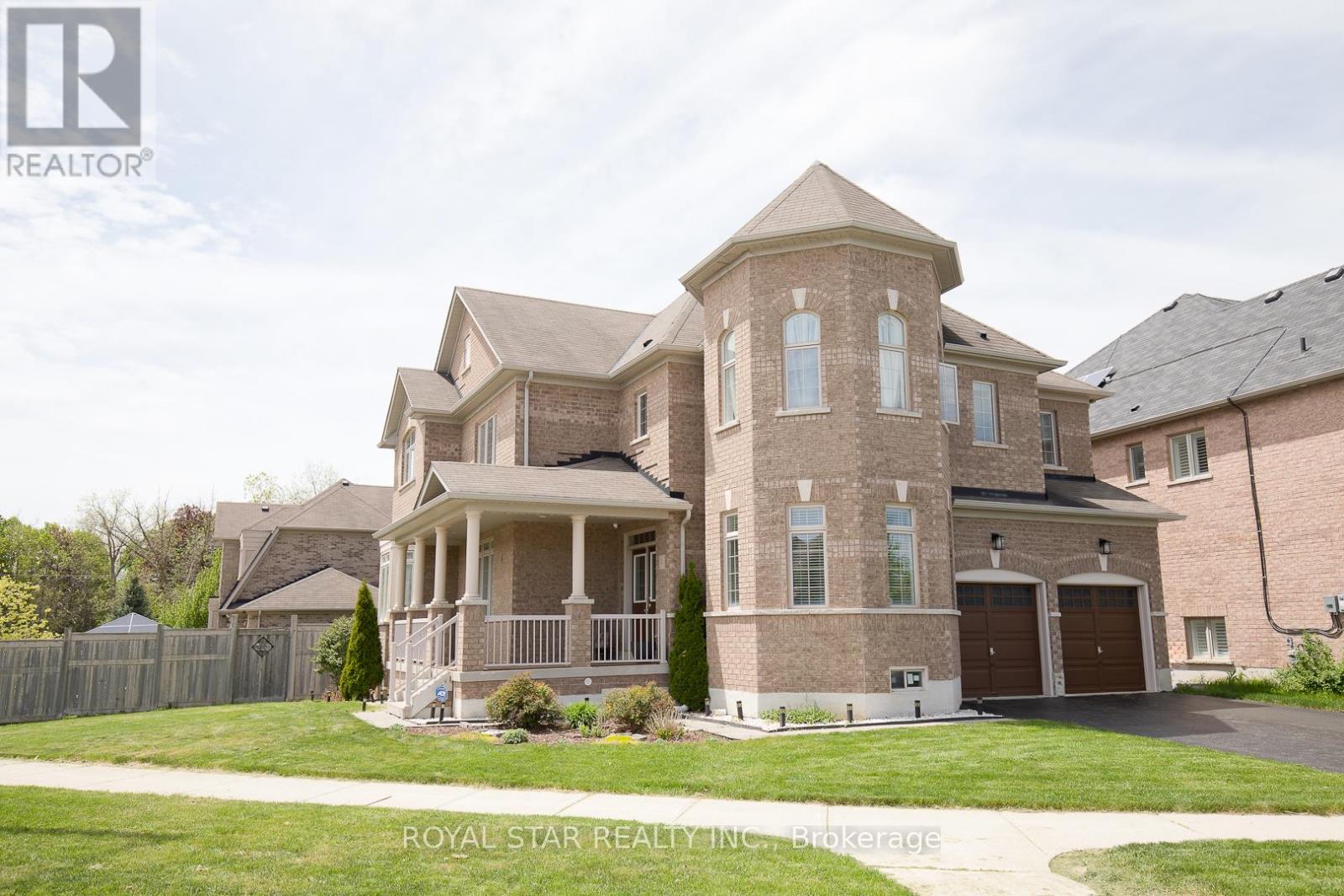 4 BERKWOOD HOLLOW, Brampton, Ontario