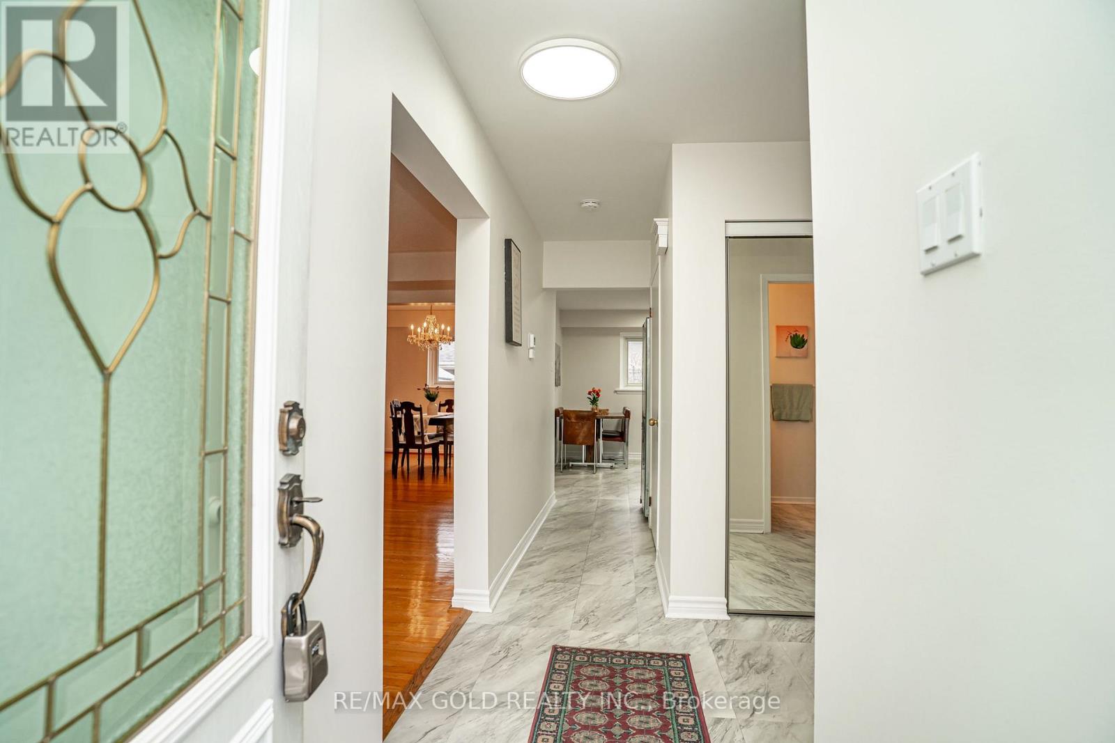 64 Dalraith Crescent, Brampton, Ontario L6T 2X5 - Photo 6 - W13062426