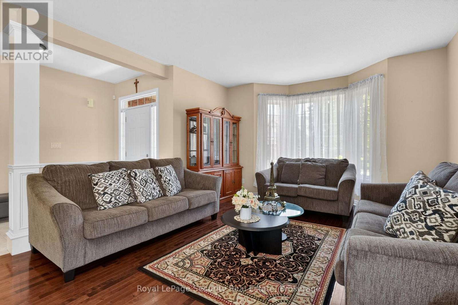 37 Fredonia Crescent, St. Catharines, Ontario  L2S 4C3 - Photo 7 - X13162576