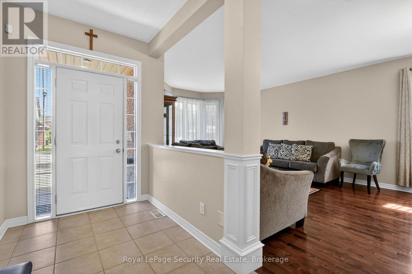 37 Fredonia Crescent, St. Catharines, Ontario  L2S 4C3 - Photo 5 - X13162576