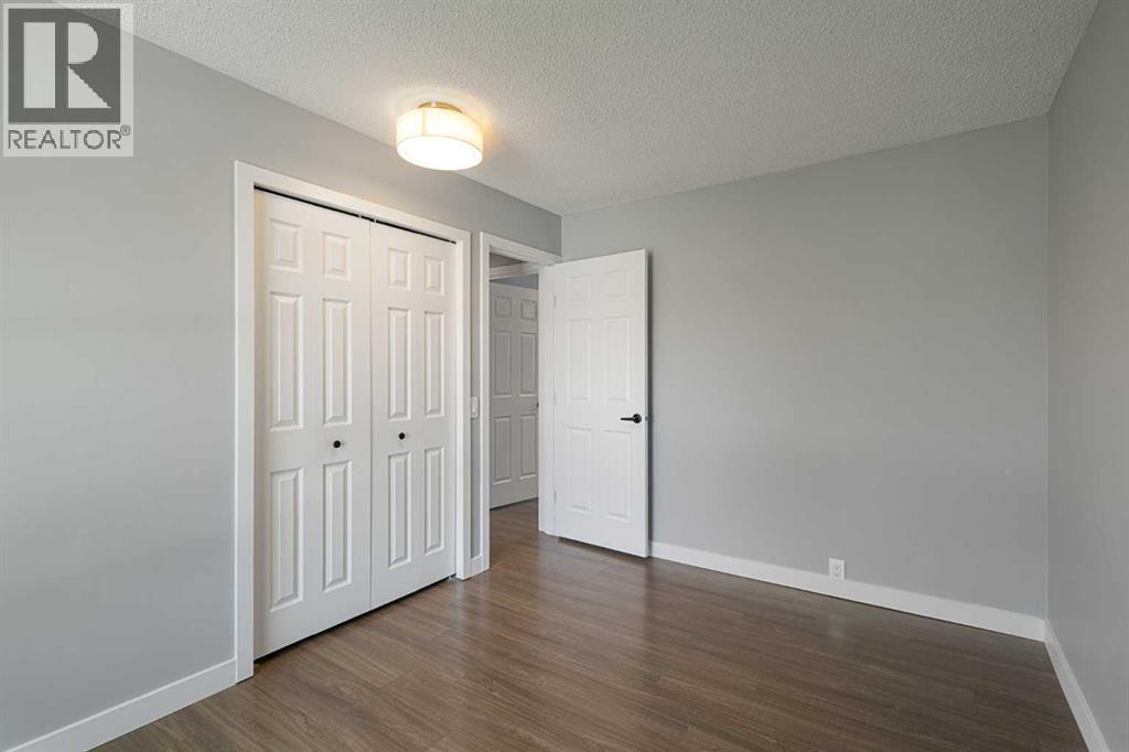5876 Dalcastle Drive NW, Calgary, Alberta  T3A 2B6 - Photo 21 - A2313700