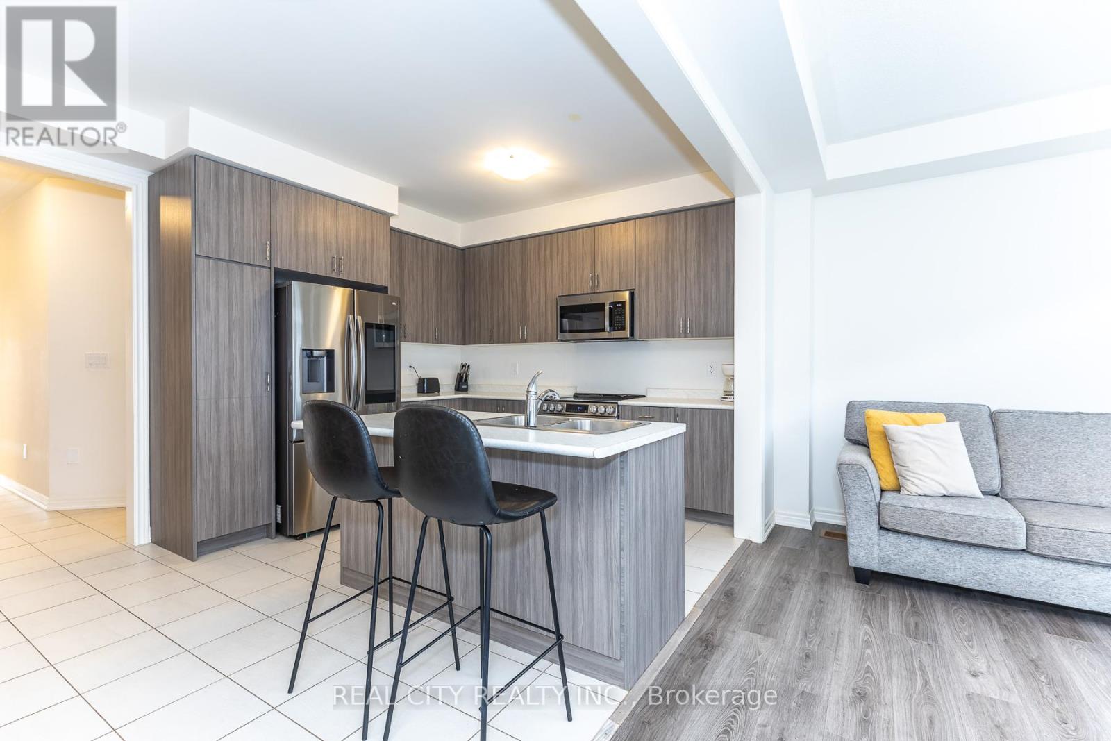 11 Hager Creek Terrace, Hamilton, Ontario  L0R 2H7 - Photo 10 - X12549152