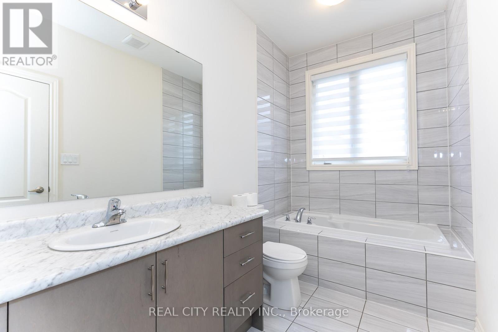 11 Hager Creek Terrace, Hamilton, Ontario  L0R 2H7 - Photo 39 - X12549152