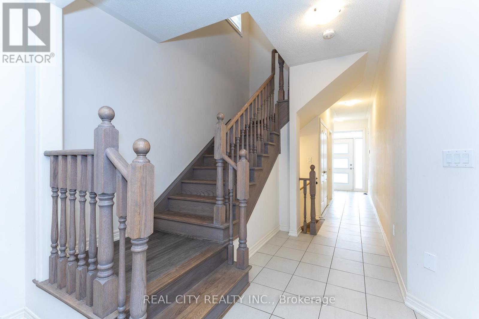 11 Hager Creek Terrace, Hamilton, Ontario  L0R 2H7 - Photo 4 - X12549152