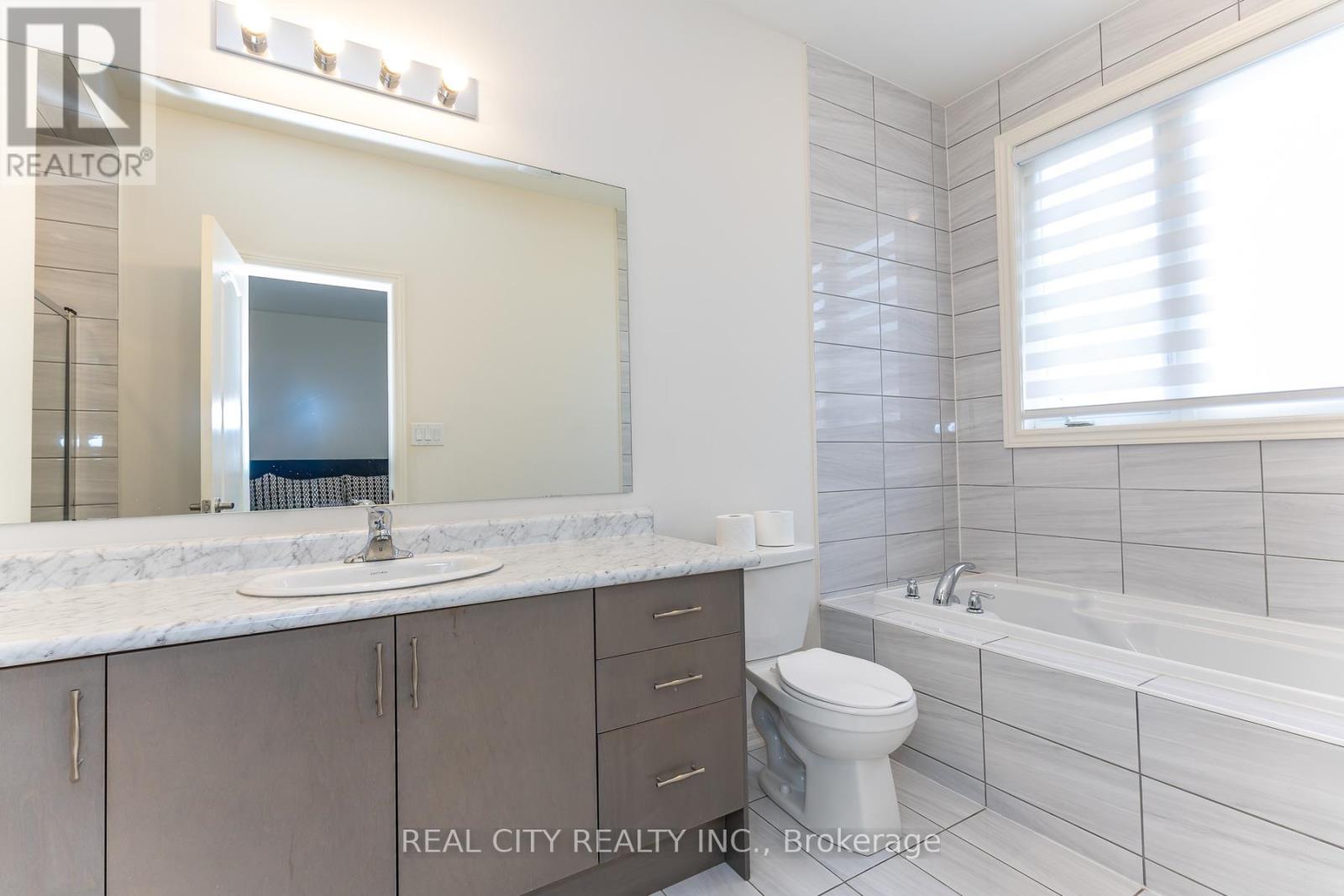 11 Hager Creek Terrace, Hamilton, Ontario  L0R 2H7 - Photo 38 - X12549152