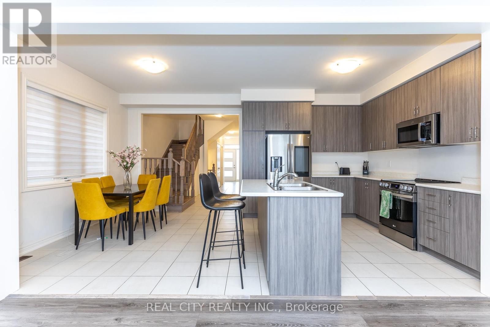 11 Hager Creek Terrace, Hamilton, Ontario  L0R 2H7 - Photo 6 - X12549152
