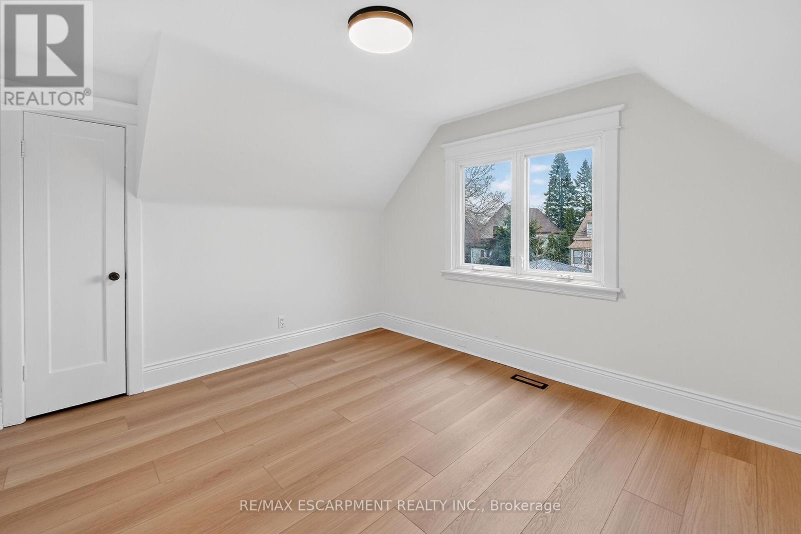 101 Houghton Avenue S, Hamilton, Ontario  L8K 2M9 - Photo 20 - X13123748
