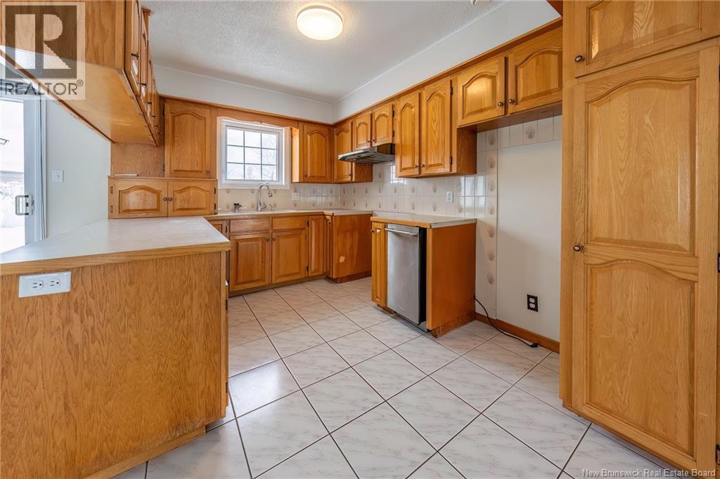 835 Walker Street, Grand Falls, New Brunswick  E3Z 1A4 - Photo 11 - NB134719