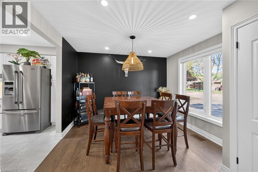 1 Sandringham Avenue, Hamilton, Ontario  L9C 2H3 - Photo 11 - 40832725