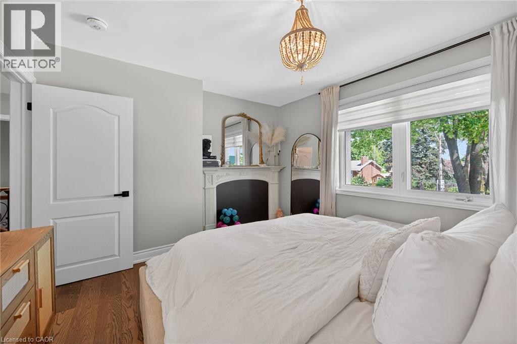 1 Sandringham Avenue, Hamilton, Ontario  L9C 2H3 - Photo 22 - 40832725