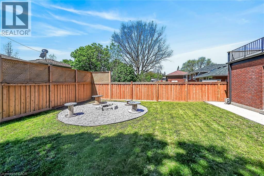 1 Sandringham Avenue, Hamilton, Ontario  L9C 2H3 - Photo 44 - 40832725