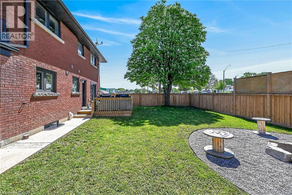 1 Sandringham Avenue, Hamilton, Ontario  L9C 2H3 - Photo 45 - 40832725