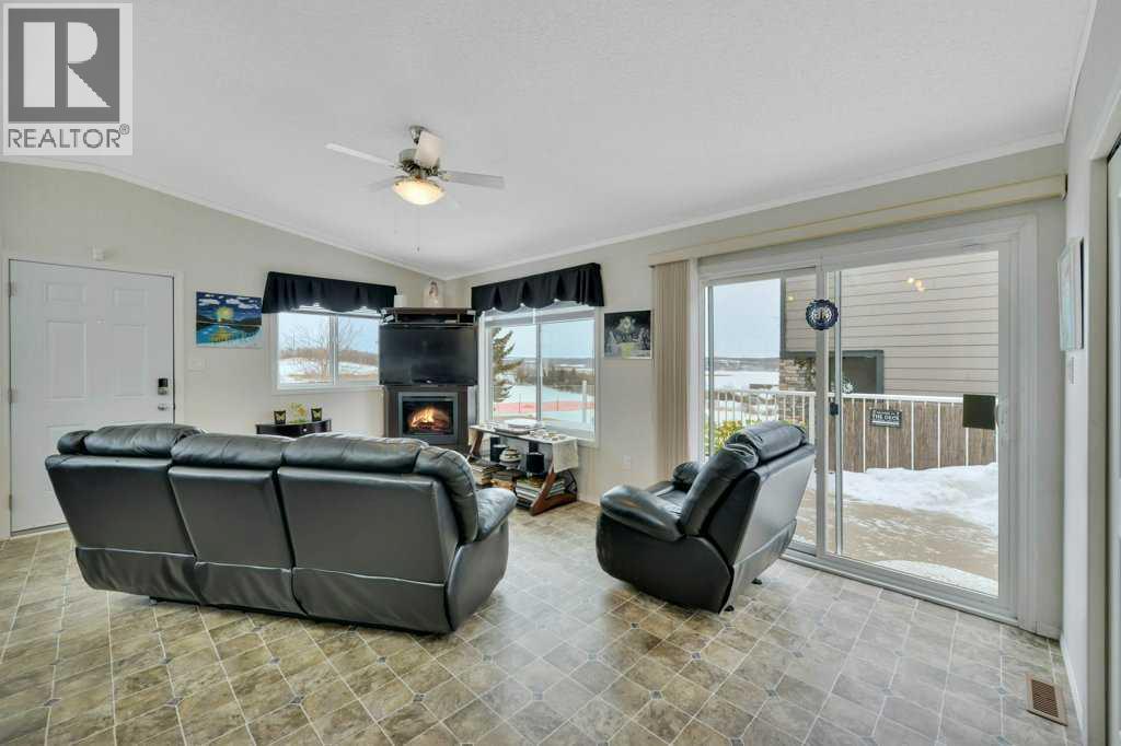4079, 25054 Pine Lake Road S, Rural Red Deer County, Alberta  T0M 1R0 - Photo 10 - A2310307
