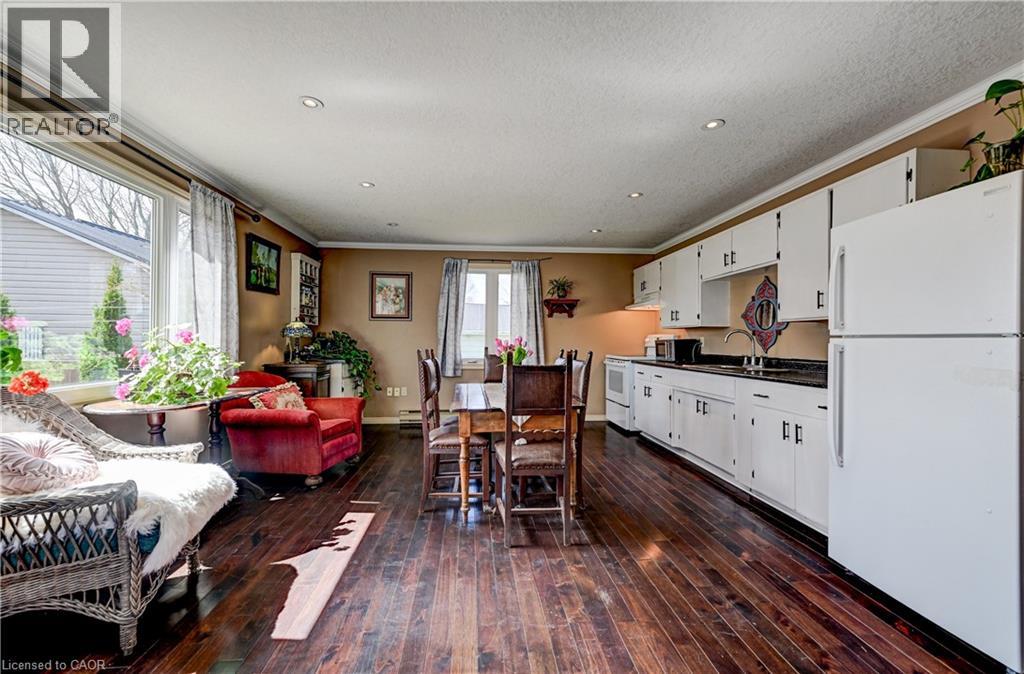 750 Elizabeth Street E, Listowel, Ontario  N4W 2R6 - Photo 23 - 40822023