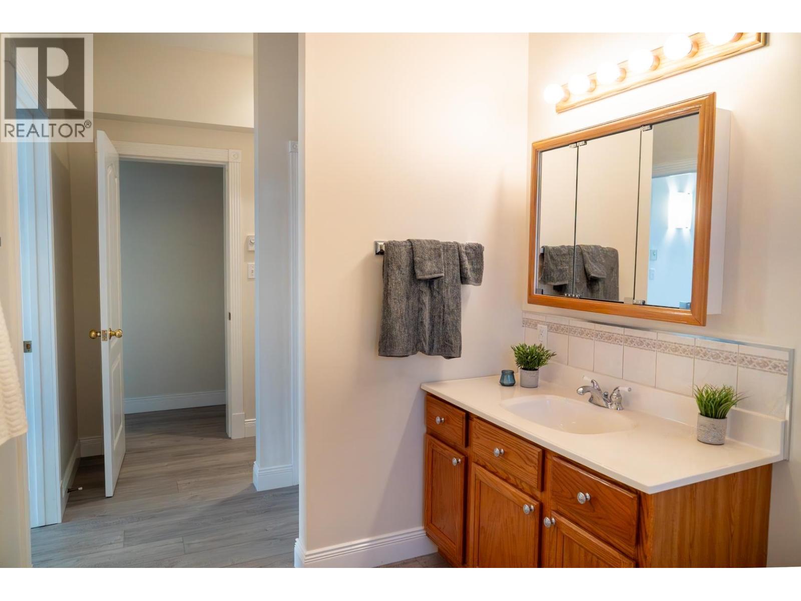 37189 Schooner Way, Pender Island, British Columbia V0N 2M2 - Photo 24 - R3126823