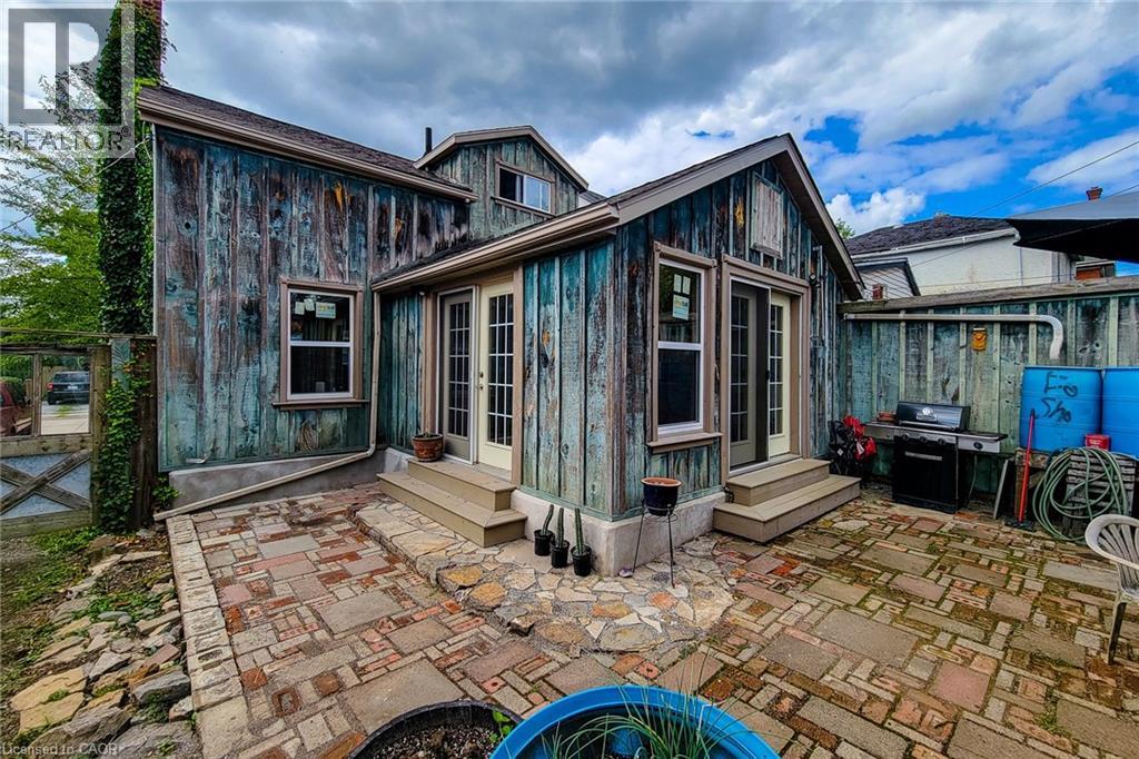 16 Welland Street S, Thorold, Ontario  L2V 2B4 - Photo 14 - 40832791