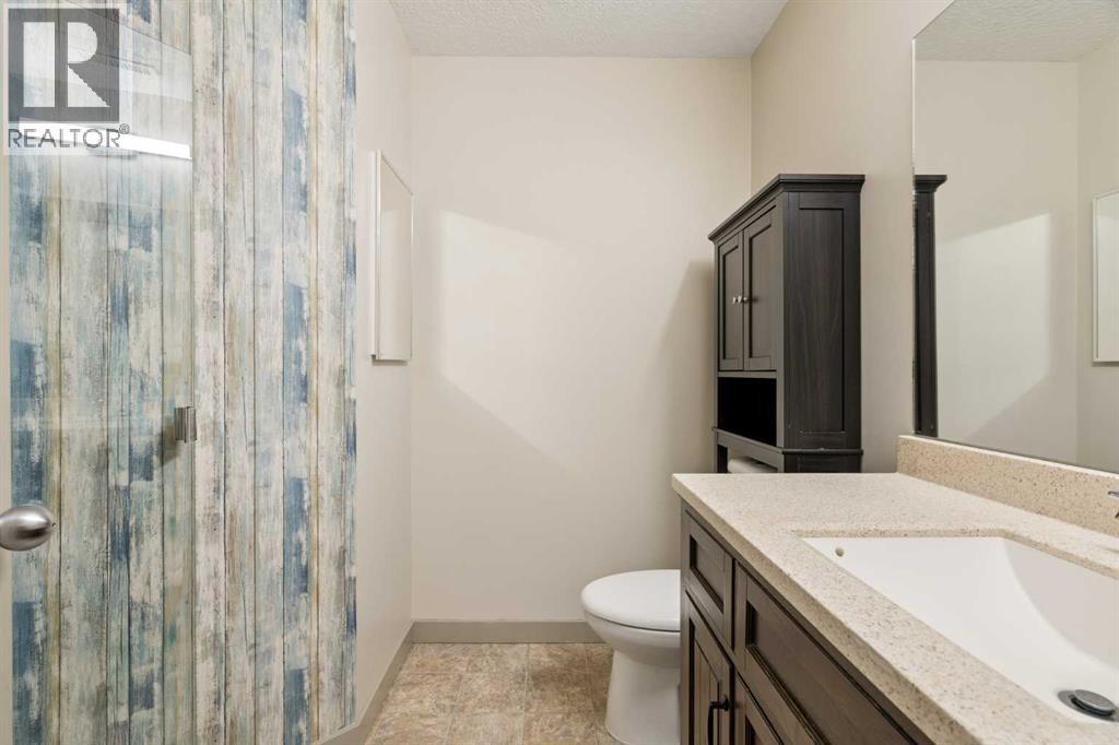 150 Crystal Green Drive, Okotoks, Alberta  T1S 0C8 - Photo 36 - A2313647