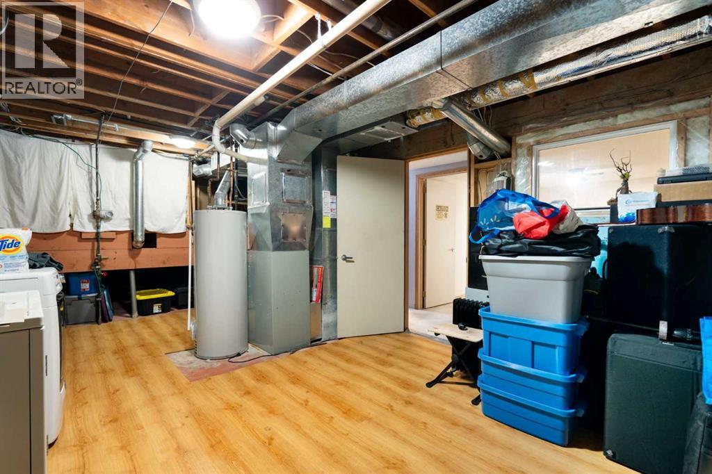 8 Hawkwood Place NW, Calgary, Alberta  T3G 1X6 - Photo 35 - A2313839